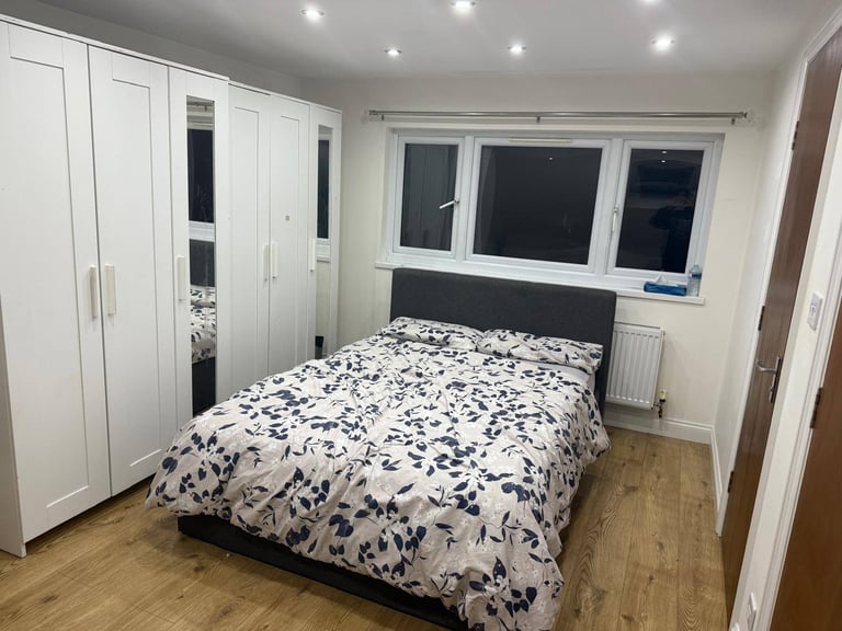 Beautiful Ensuite Loft Double Room for Rent