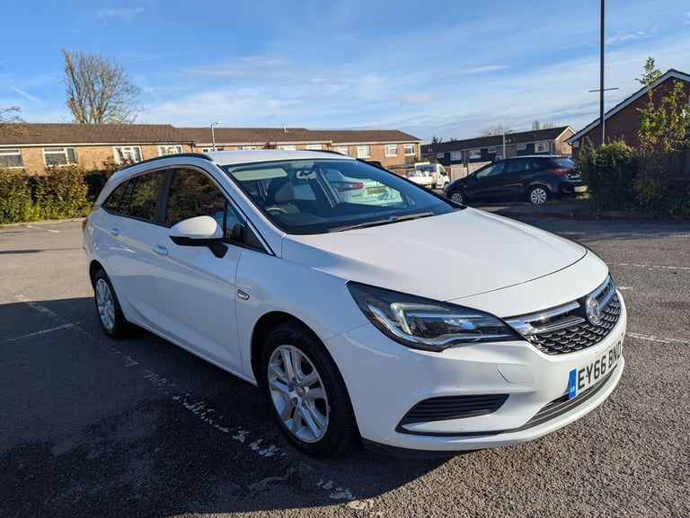 Vauxhall, ASTRA, Estate, 2017, Semi-Auto, 1598 (cc), 5 doors