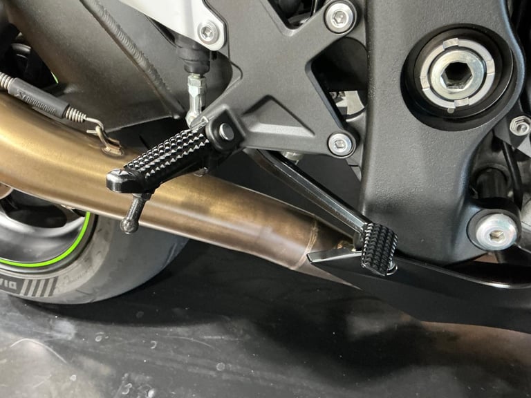 Kawasaki ZX10RR Performance WINTER EDITION 2018 Genuine 202bhp at the Wheel!