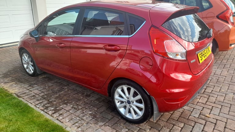 Ford FIESTA Titanium 1.0 ecoboost, 2015, 5dr manual, FSH, MOT 21/7/26,£20 Road tax, High spec car