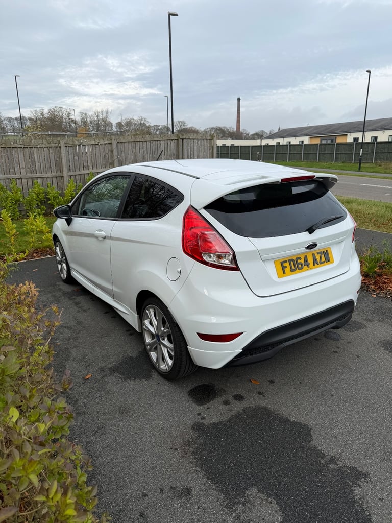 Ford, FIESTA, Hatchback, 2014, Manual, 998 (cc), 3 doors