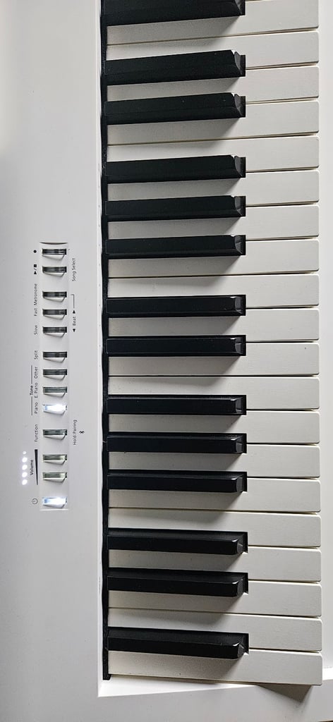 Roland FP-30X Digital Piano (White) – Excellent Condition, £500 ONO