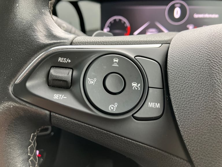 2021 Vauxhall Mokka 1.2 Turbo Elite Nav Premium 5dr Auto SUV PETROL Automatic