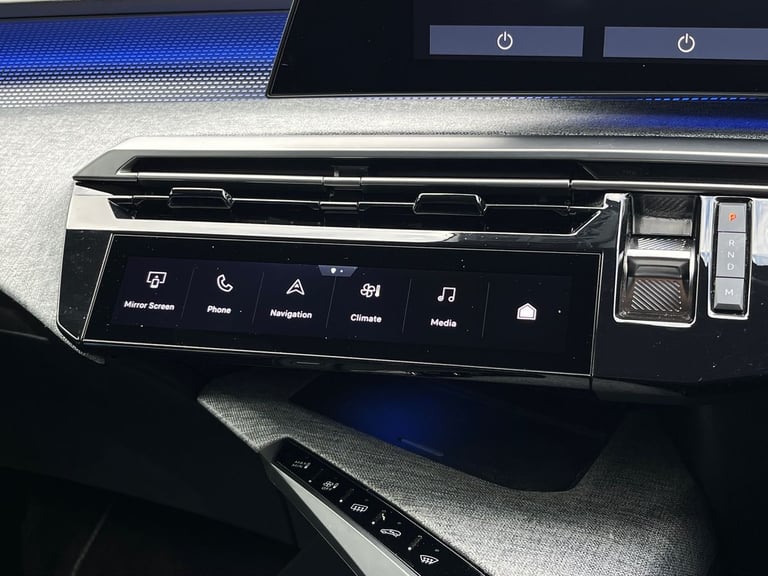  Peugeot 3008 SUV 1.2 Hybrid Gt Suv 5dr Petrol Hybrid E Dsc6 Euro 6 s/s 136 Ps