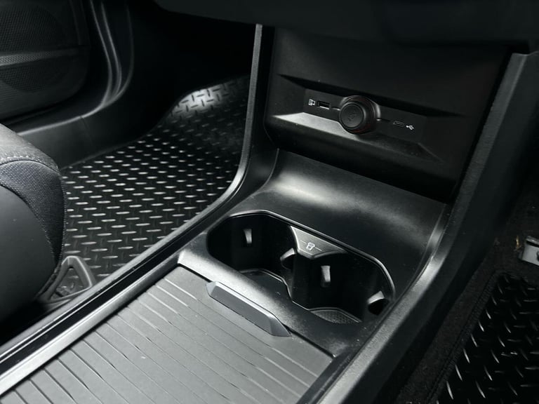 2024 MG MG4 64kWh Trophy Long Range Hatchback 5dr Electric Auto (203 ps) Hatchback ELECTRIC Autom...