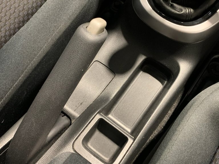 2018 18 HONDA JAZZ 1.3 I-VTEC SE NAVI HATCHBACK 5DR PETROL MANUAL EURO 6 (S/S) (