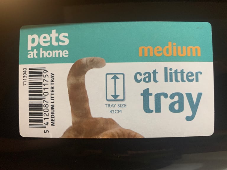 Cat litter tray. Black. Size medium. FREE