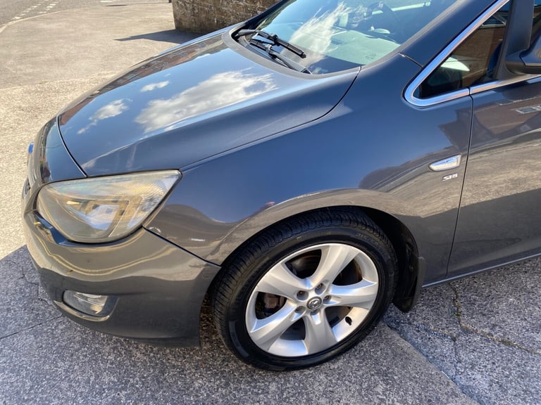 2011 Vauxhall Astra 1.6i 16V SRi 5dr ESTATE Petrol Manual