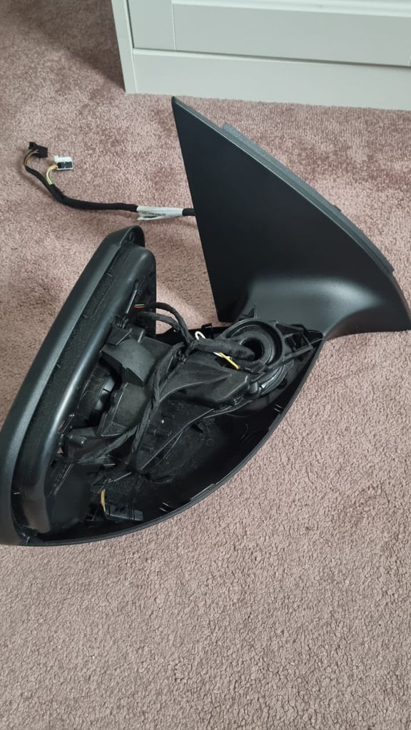 Mercedes Benz GLA 2025 drivers side wing mirror Housing