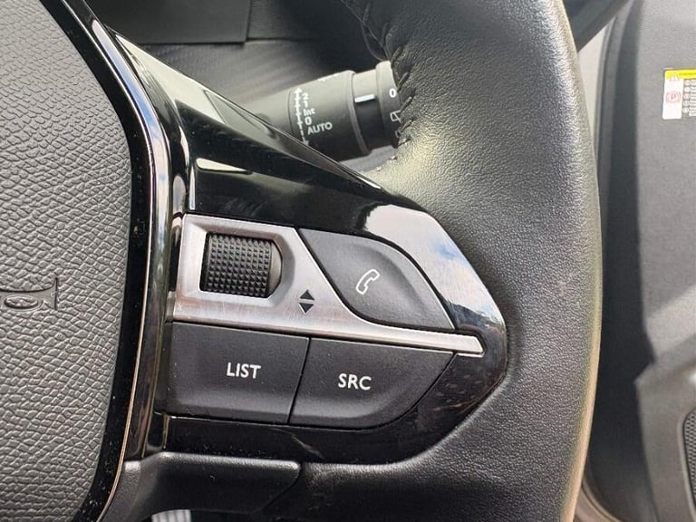 2022 Peugeot 2008 1.2 Puretech Allure Premium Suv 5dr Petrol Manual Euro 6 (s/s) (100 Ps) HATCHBA...