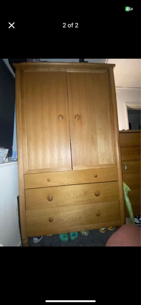 Oak wardrobe 