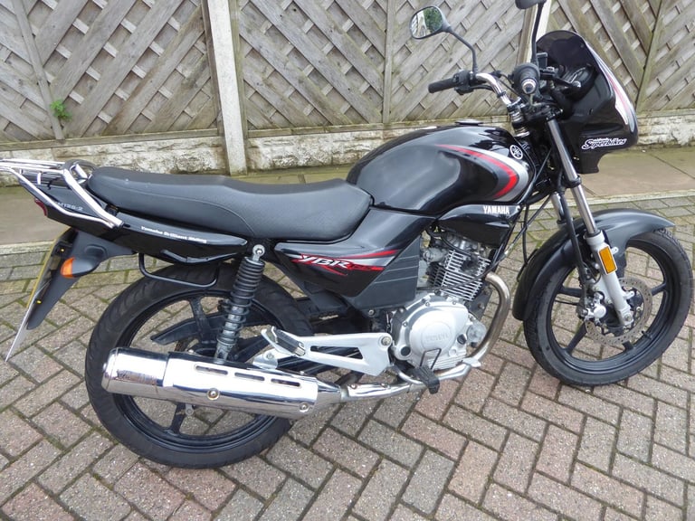 YAMAHA YBR 125 08 REG VERY LOW MILES NEW BATTERY 1 YEARS MOT