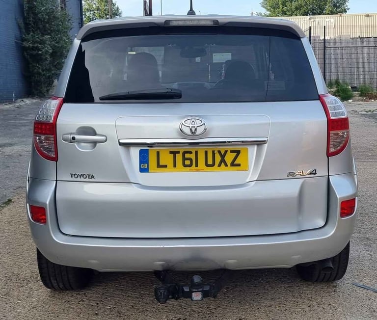 🚙 2012 Toyota RAV4 SR – 2.2 Diesel 4x4 | Automatic | MOT July 2026 ✅