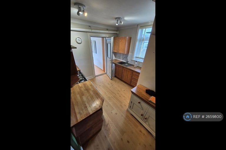 2 bedroom flat in Stevenson Grove, Edinburgh, EH11 (2 bed) (#2659800)