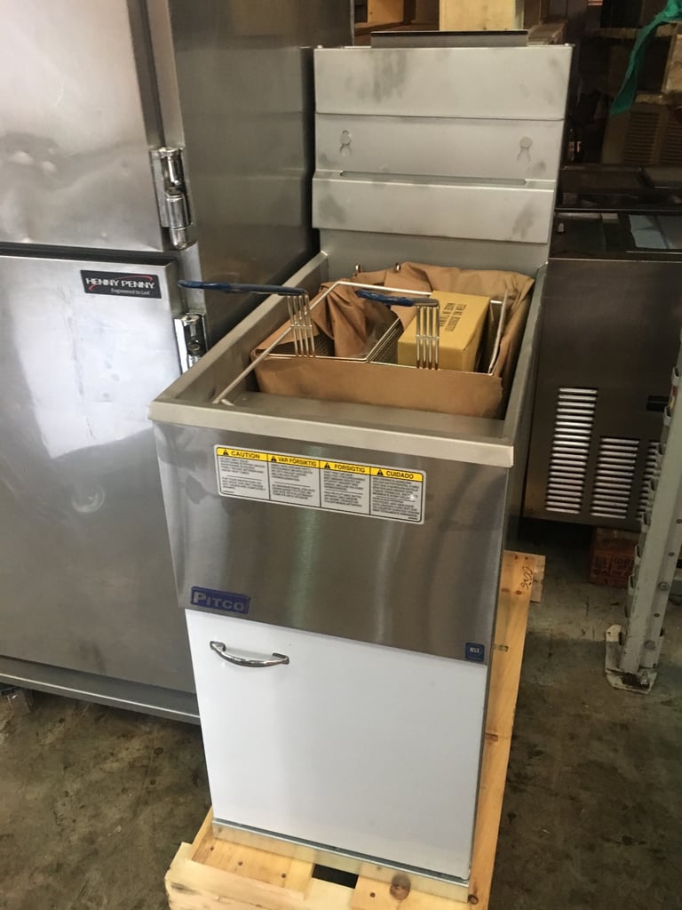  Henny Penny Chicken Shop Equipment Largest Stock GENUINE ORIGINAL EQUIPMENT Only