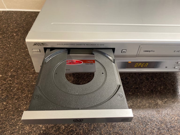 AIWA HV-DH10 DVD/VIDEO CASSETTE RECORDER