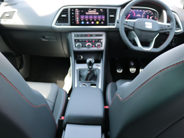 2025 SEAT Ateca 1.5 TSI EVO FR Sport Euro 6 (s/s) 5dr HATCHBACK Petrol Manual