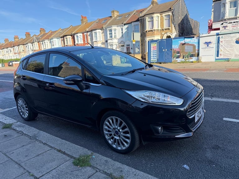 2014 Ford Fiesta 1.0 EcoBoost Titanium 5dr HATCHBACK Petrol Manual