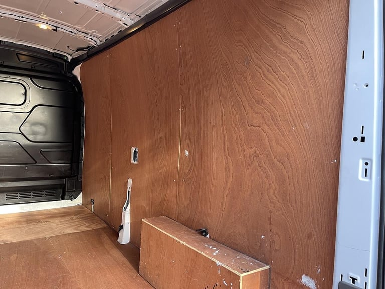 2021 Ford Transit 2.0 350 EcoBlue Leader FWD L3 H2 Euro 6 (s/s) 5dr PANEL VAN Diesel Manual