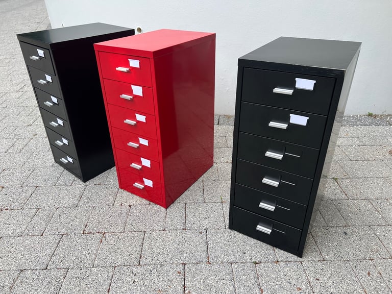 Next stationary cabinets