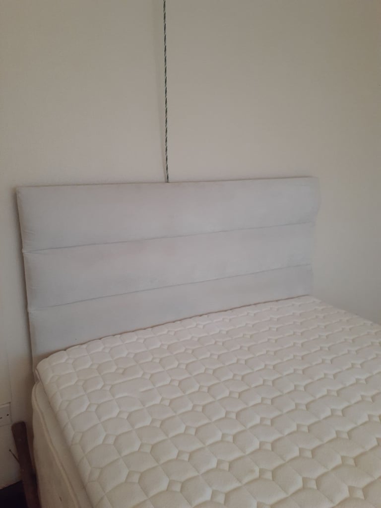 image for BED HEAD DOUBLE BEIGE VELOUR