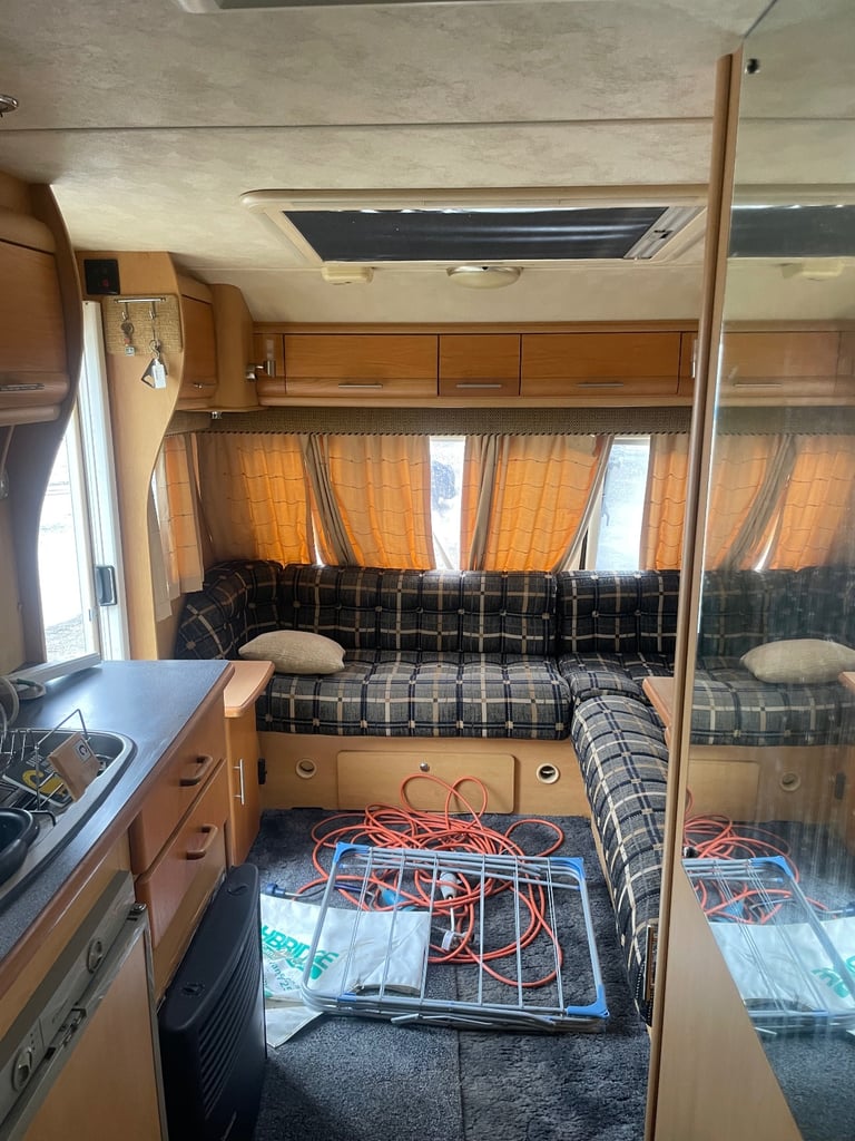 Elldis caravan 4 berth 2006 may px