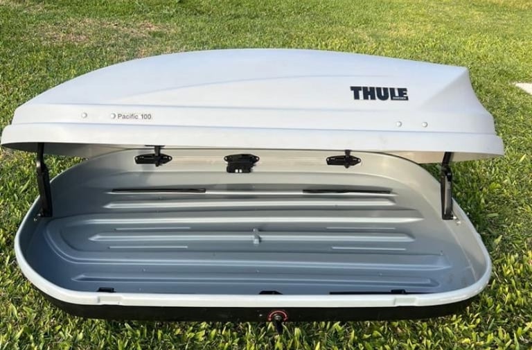 Thule Pacific 100 Roof box 370 litres