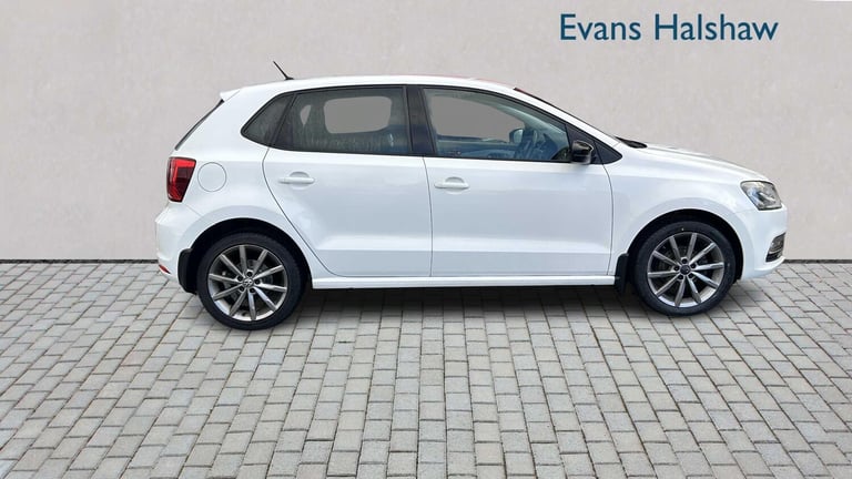 2015 Volkswagen Polo 1.2 TSI SE Design 5dr Hatchback Petrol Manual