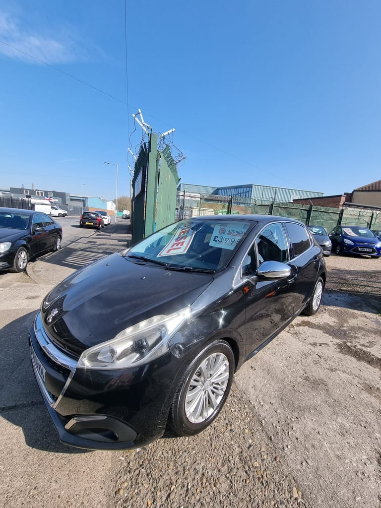 image for 2015 Peugeot 208 1.6 BlueHDi 100 Allure 5dr HATCHBACK Diesel Manual