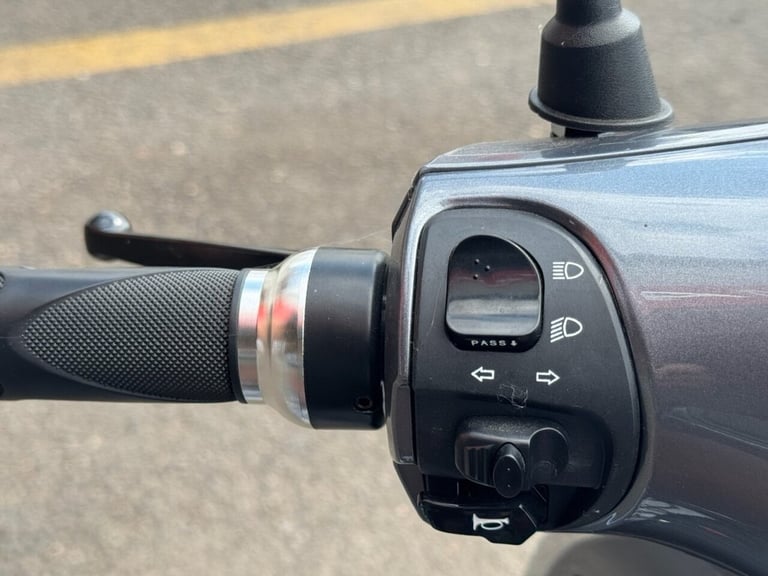 2021 SAKURA JS2A Scooter Electric Automatic Scooter ELECTRIC Automatic