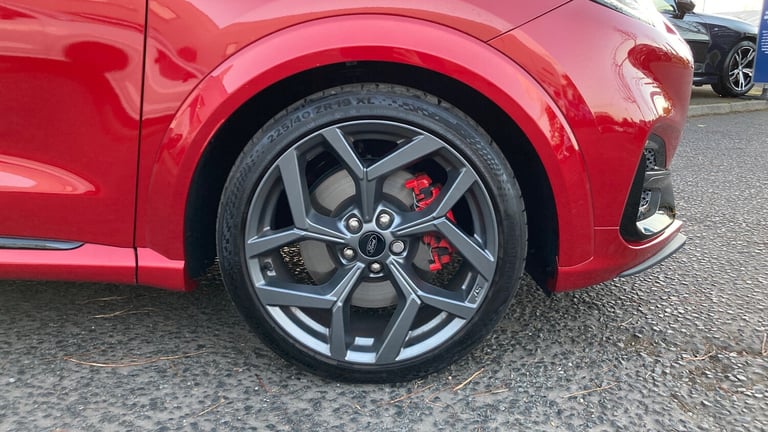 2025 Ford Puma 1.0 EcoBoost Hybrid mHEV ST 5dr DCT HATCHBACK PETROL Automatic