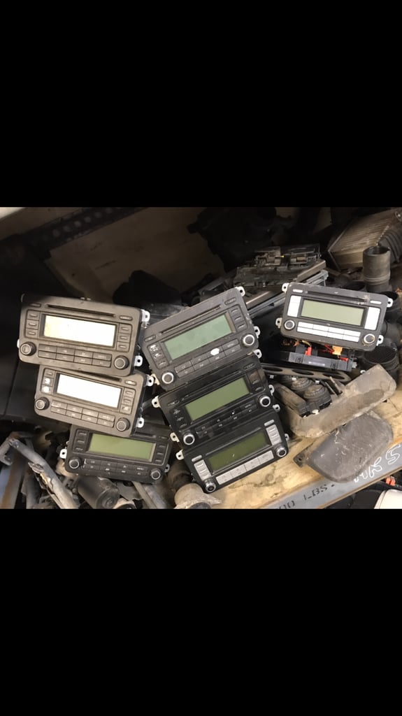 Volkswagen standard radio cd players golf Jetta Passat caddy Touran 