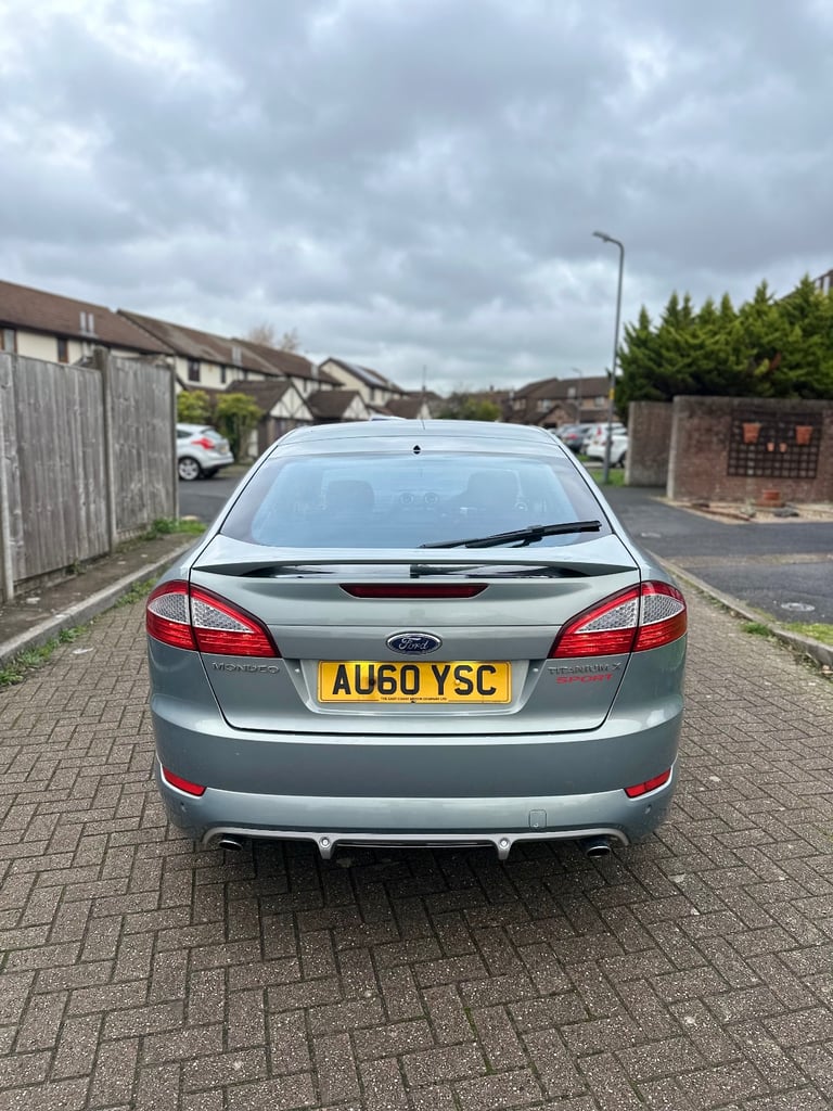 Ford, MONDEO, Hatchback, 2010, Manual, 2179 (cc), 5 doors