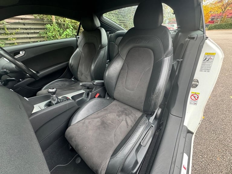 2010 Audi TT 2.0 TDI Quattro S Line 2dr [2011] COUPE DIESEL Manual