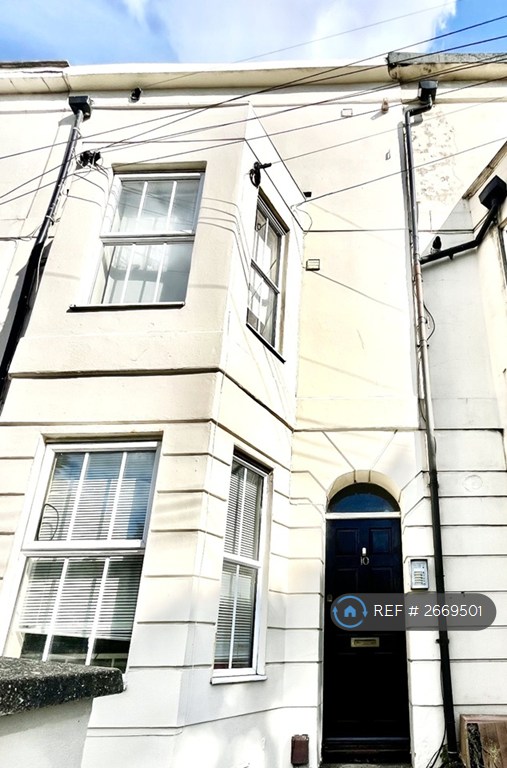 1 bedroom flat in Bellevue Terrace, Southampton, SO14 (1 bed) (#2669501)