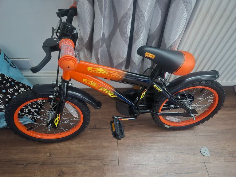 New ex display strike 16 bmx 