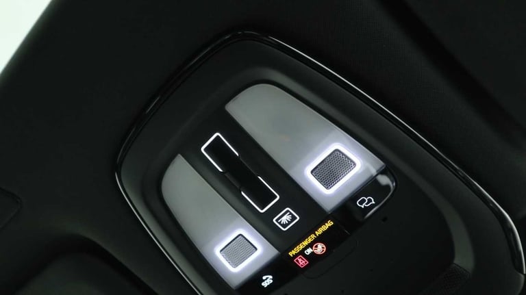 2024 Volvo XC60 2.0h T8 Recharge 18.8kWh Ultimate Dark Auto AWD Euro 6 (s/s) 5dr ESTATE Petrol/El...