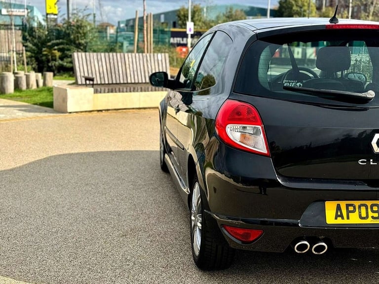 2009 Renault Clio 1.6 VVT 128 GT 3dr HATCHBACK PETROL Manual
