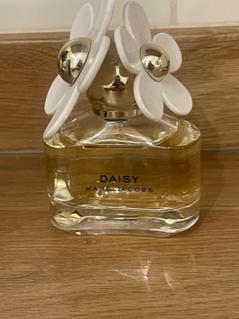 image for Mark Jacob’s Daisy perfume 