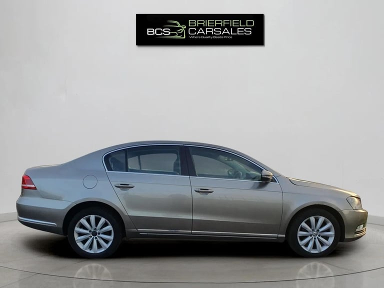 2013 Volkswagen Passat 1.6 TDI Bluemotion Tech Highline 4dr SALOON Diesel Manual