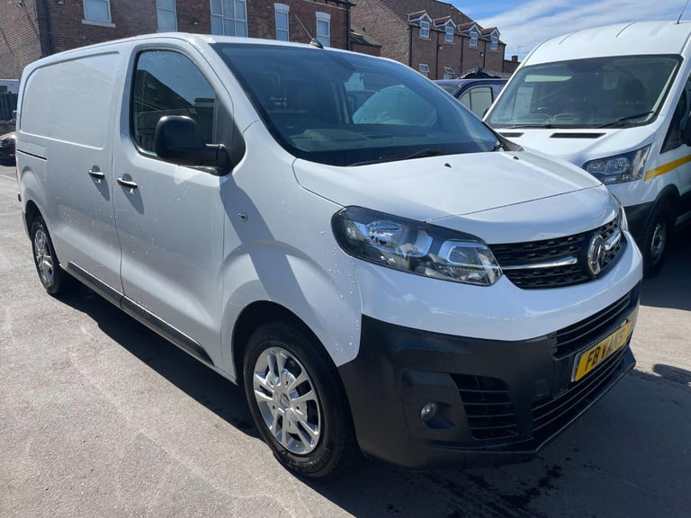 image for VAUXHALL VIVARO 1.5 TURDO D 2900 SWB EURO 6 2021
