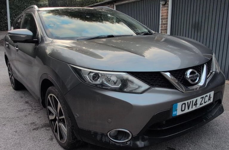 image for 2014 Nissan Qashqai 1.2 DIG-T Tekna SUV 5dr Petrol Manual 2WD Euro 5 (s/s) (115 ps) Petrol Manual