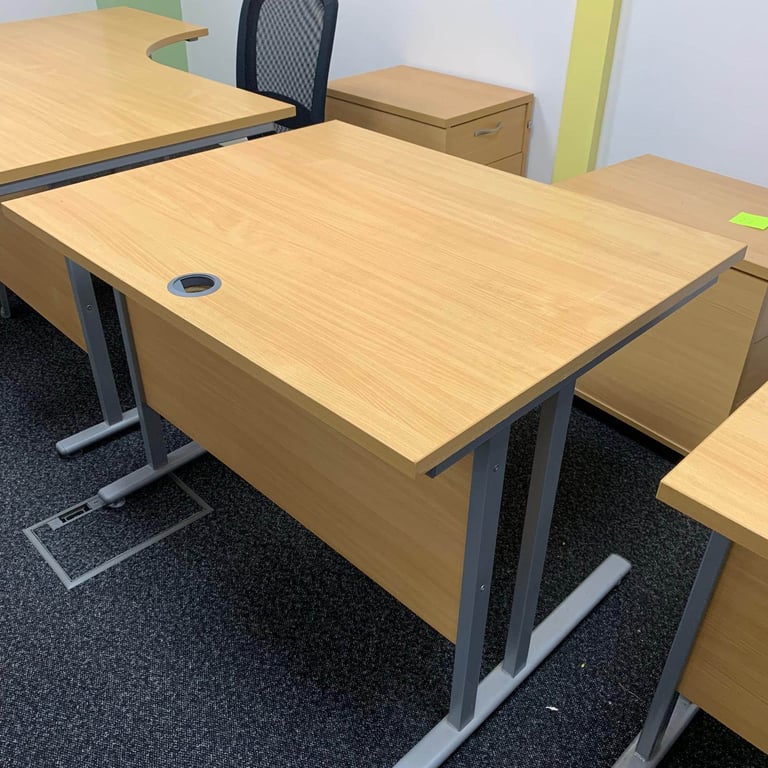Used Office Desk in perfect condition RRP £300 