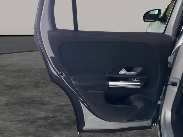 2022 Mercedes-Benz GLA GLA 200 AMG Line Executive 5dr Auto HATCHBACK PETROL Automatic