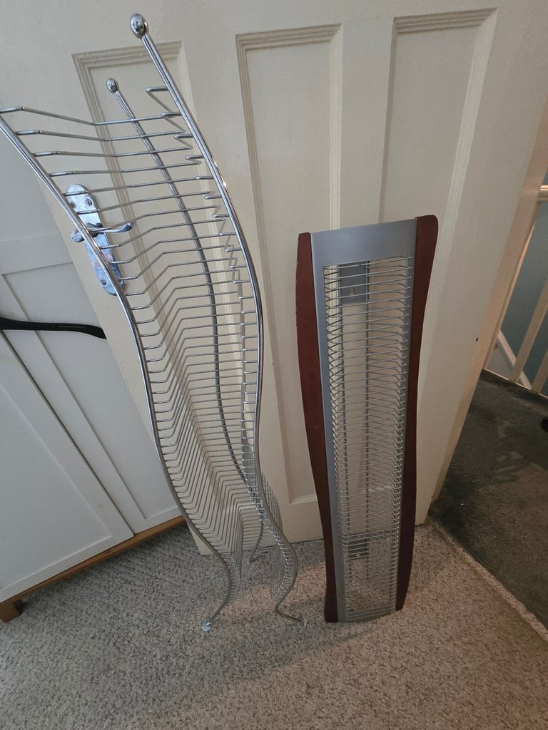 2 CD storage racks - FREE