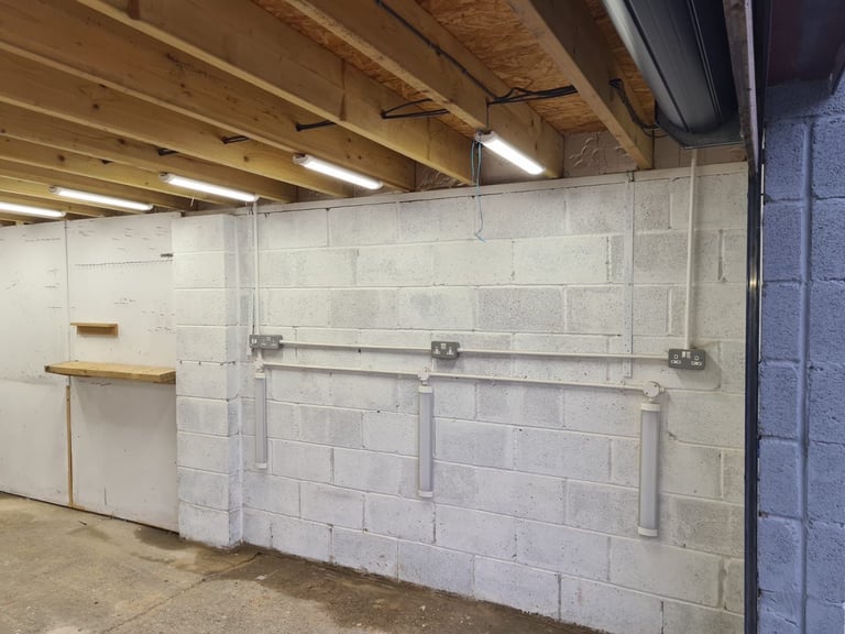 Cheap secure Garage to rent, with parking, behind 118 Alfreton road, NG7  