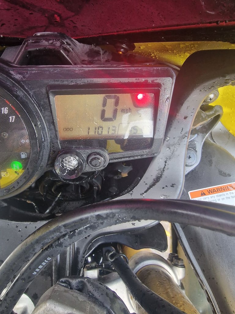 SUZUKI GSXR 600 K7