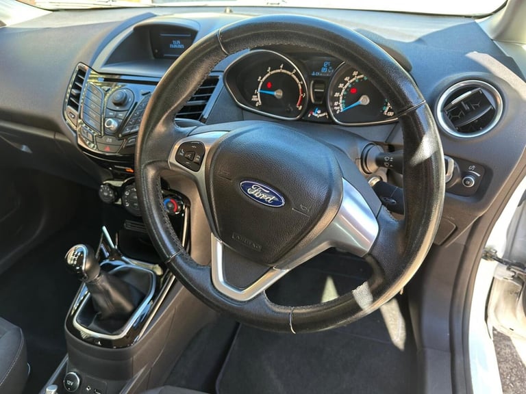 FORD FIESTA 1.3 Zetec 2012