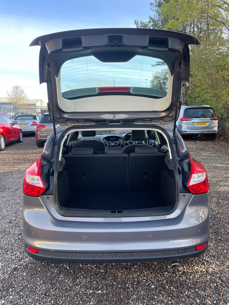 2011 Ford Focus 2.0 TDCi Titanium 5dr Powershift HATCHBACK DIESEL Automatic