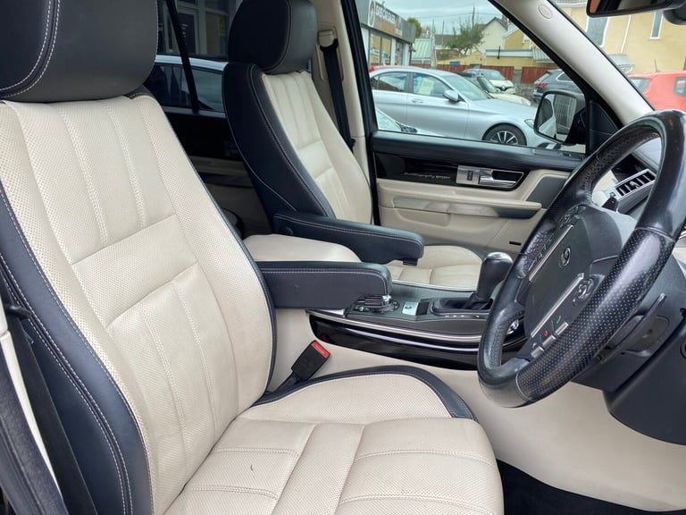 2011 Land Rover Range Rover Sport 3.0 TDV6 Range Rover Sport Autobiography 4WD 5dr Estate Diesel ...